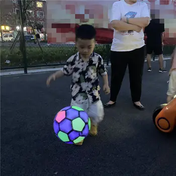 Aydınlık Top Yanıp Sönen Spor Spor Taşınabilir Şişme Atma Kabarık Topu Kauçuk Ebeveyn-çocuk Açık İnteraktif Oyunlar Oyuncaklar